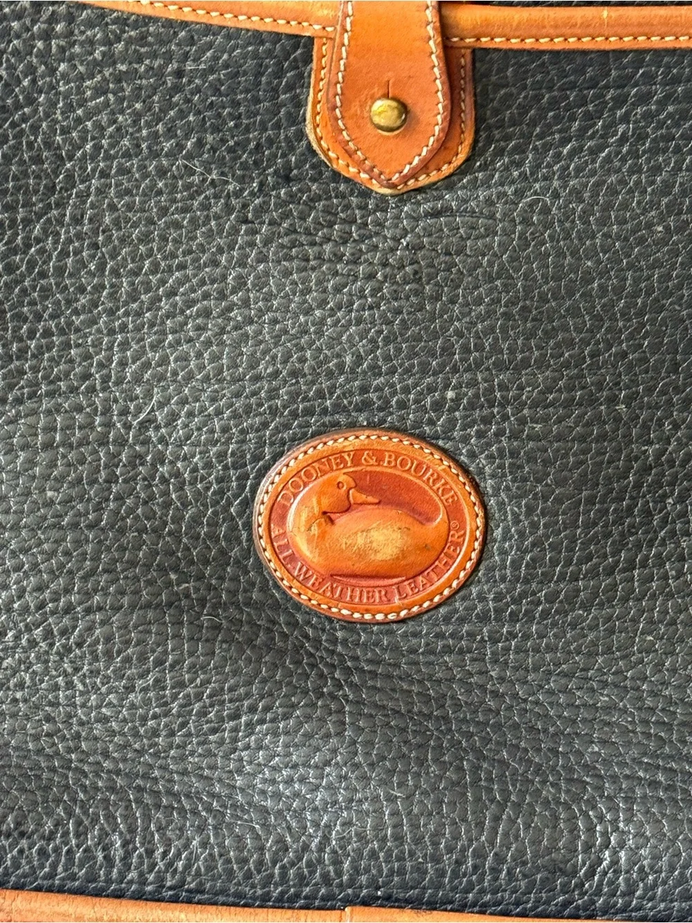 Dooney & Bourke classic black